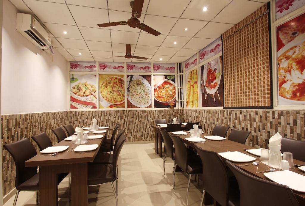 Hotel Mohan International New Delhi Luaran gambar