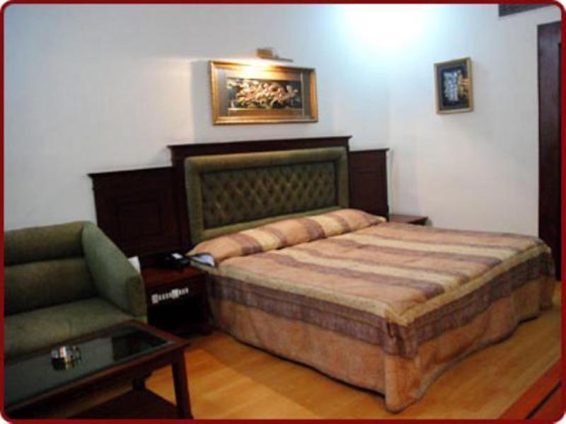 Hotel Mohan International New Delhi Luaran gambar