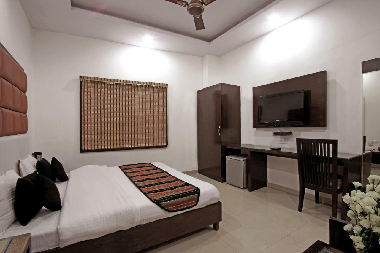 Hotel Mohan International New Delhi Luaran gambar
